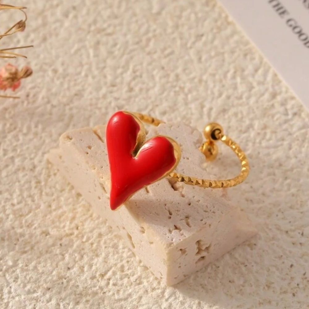 Red Heart Ring N1625 - Picture 2 of 5